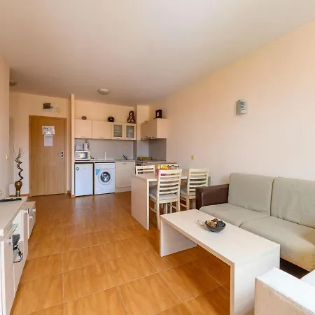 Апартхотел Apartcomplex Panorama Dreams Свети Влас