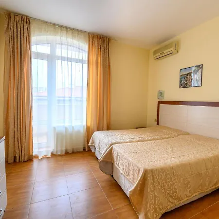 Апартхотел Apartcomplex Panorama Dreams Свети Влас
