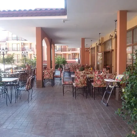 Апартхотел Apartcomplex Panorama Dreams Свети Влас